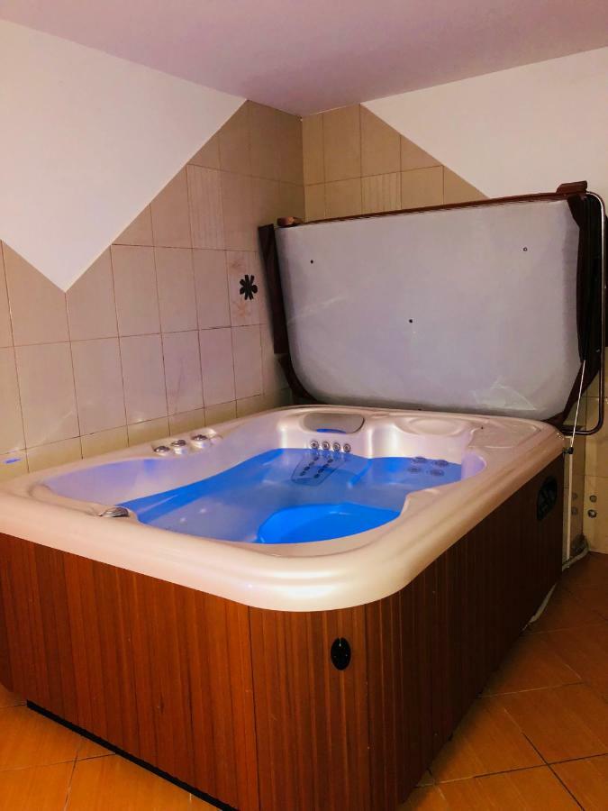 Apartmaji Zlata Lisicka Cerkno Esterno foto